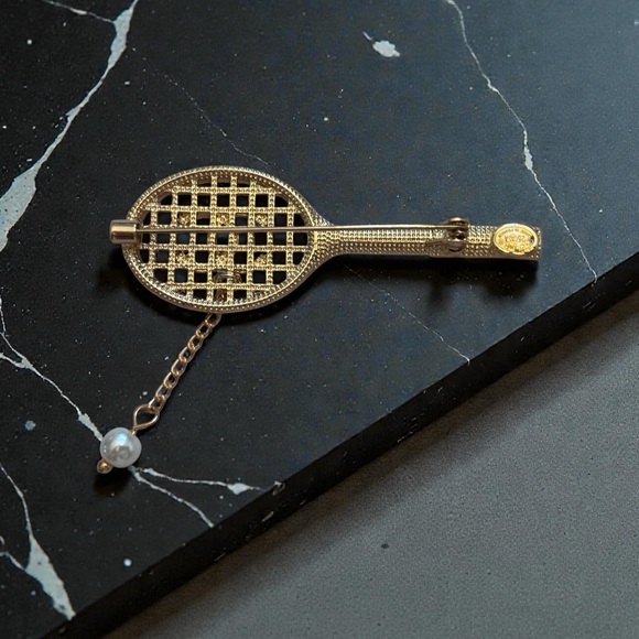 Chanel Elegant Tennis Racket made with zipper pulls Brooch with Pearl Accent - Picture 4 of 4